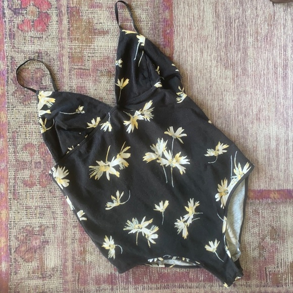 Urban Outfitters Tops - Urban outfitters floral bodysuit